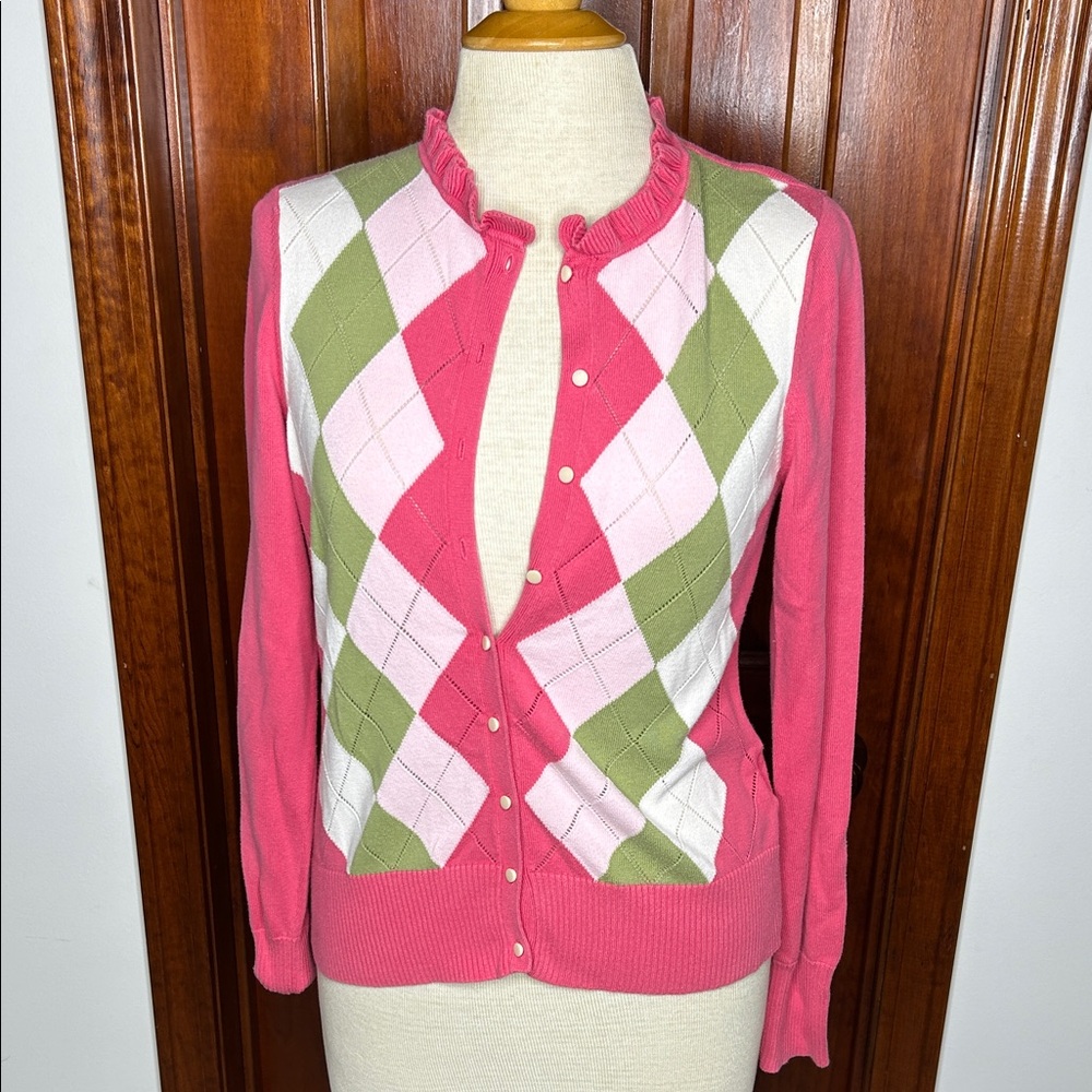 Old Navy size L but fits much smaller - more like a M